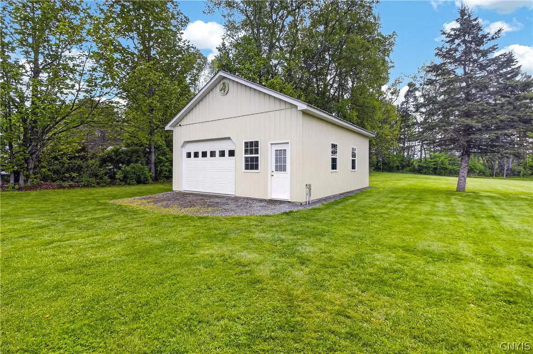 7338 Railroad St, Marcy, New York 13469, Marcy, New York 13469, 3 Bedrooms Bedrooms, 10 Rooms Rooms,2 BathroomsBathrooms,Residential,For Sale,7338 Railroad St, Marcy, New York 13469,0,S1680790
