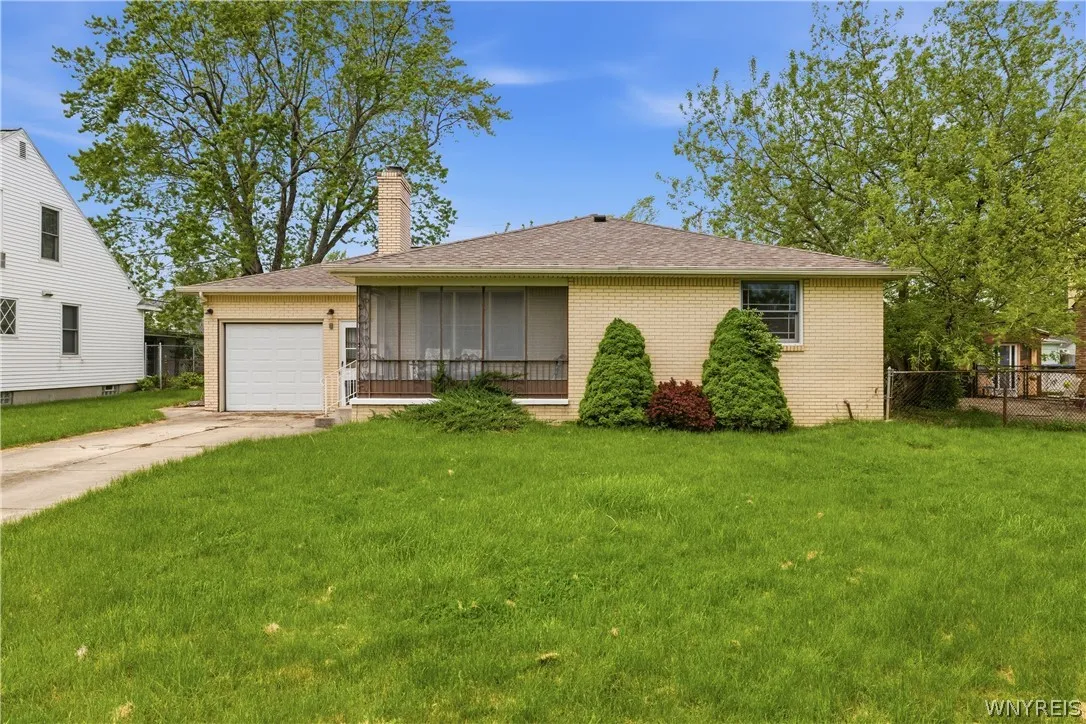 136 Wendel Avenue, Tonawanda, New York 14223, Tonawanda, New York 14223, 2 Bedrooms Bedrooms, 5 Rooms Rooms,1 BathroomBathrooms,Residential,For Sale,136 Wendel Avenue, Tonawanda, New York 14223,0,B1680095