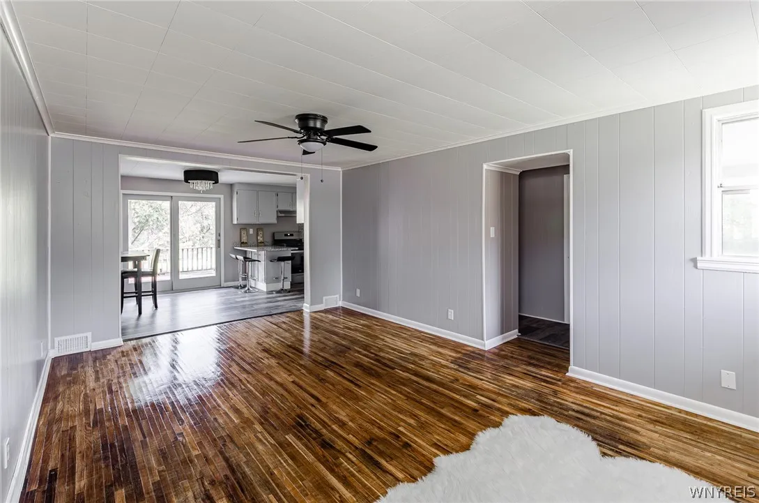 148 Cramer Street, North Tonawanda, New York 14120, North Tonawanda, New York 14120, 3 Bedrooms Bedrooms, 5 Rooms Rooms,1 BathroomBathrooms,Residential,For Sale,148 Cramer Street, North Tonawanda, New York 14120,0,B1682638