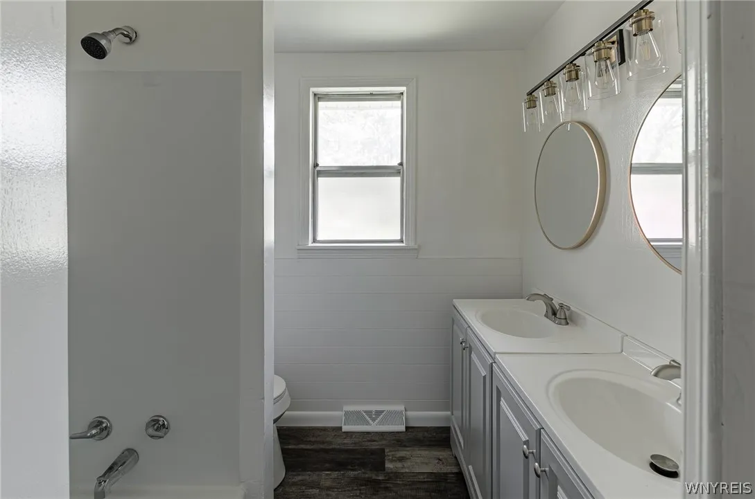 148 Cramer Street, North Tonawanda, New York 14120, North Tonawanda, New York 14120, 3 Bedrooms Bedrooms, 5 Rooms Rooms,1 BathroomBathrooms,Residential,For Sale,148 Cramer Street, North Tonawanda, New York 14120,0,B1682638