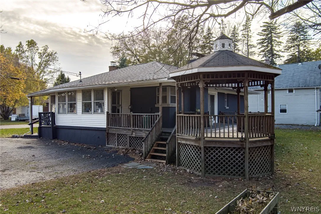 148 Cramer Street, North Tonawanda, New York 14120, North Tonawanda, New York 14120, 3 Bedrooms Bedrooms, 5 Rooms Rooms,1 BathroomBathrooms,Residential,For Sale,148 Cramer Street, North Tonawanda, New York 14120,0,B1682638