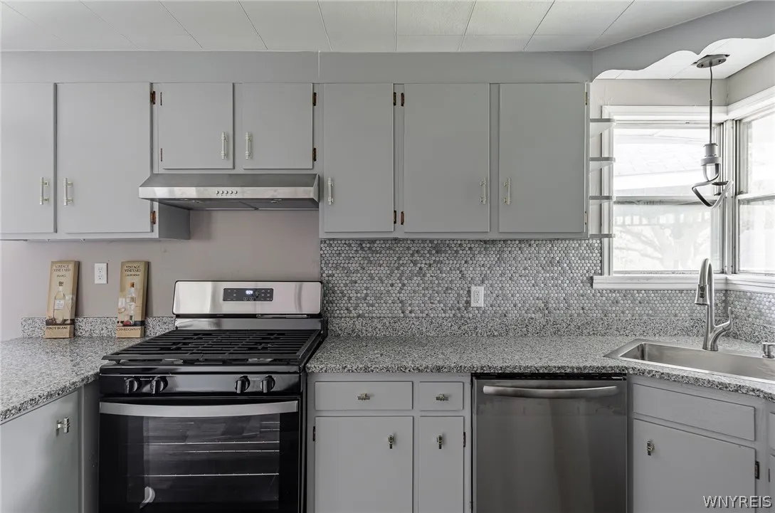 148 Cramer Street, North Tonawanda, New York 14120, North Tonawanda, New York 14120, 3 Bedrooms Bedrooms, 5 Rooms Rooms,1 BathroomBathrooms,Residential,For Sale,148 Cramer Street, North Tonawanda, New York 14120,0,B1682638