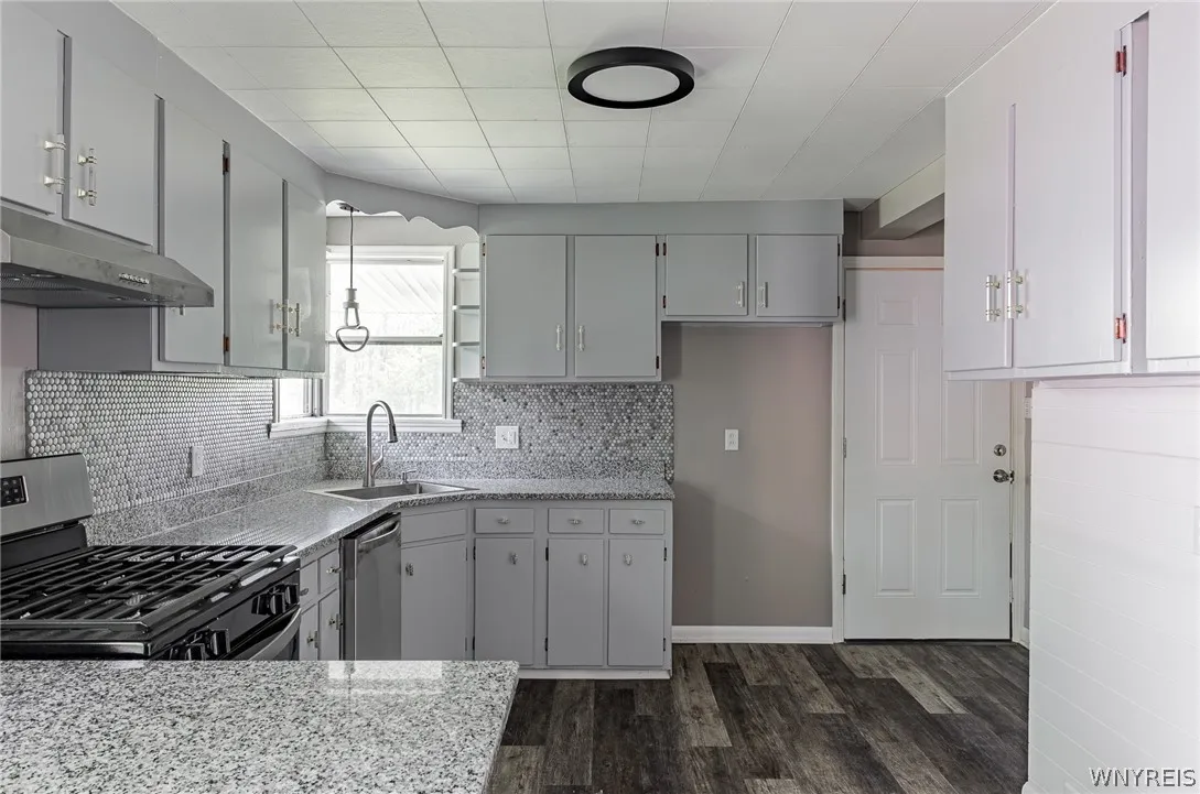 148 Cramer Street, North Tonawanda, New York 14120, North Tonawanda, New York 14120, 3 Bedrooms Bedrooms, 5 Rooms Rooms,1 BathroomBathrooms,Residential,For Sale,148 Cramer Street, North Tonawanda, New York 14120,0,B1682638