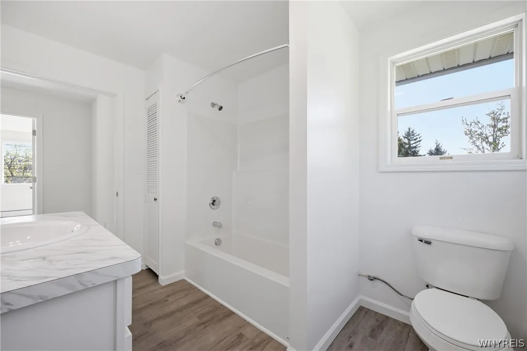 Full Bathroom 2 - 2nd Floor