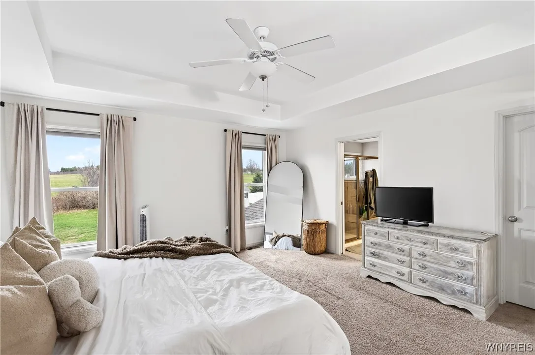 17 Knoche Way, Orchard Park, New York 14127, Orchard Park, New York 14127, 4 Bedrooms Bedrooms, 13 Rooms Rooms,2 BathroomsBathrooms,Residential Lease,For Rent,17 Knoche Way, Orchard Park, New York 14127,0,B1682970