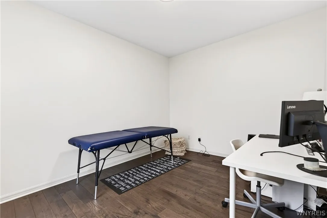 17 Knoche Way, Orchard Park, New York 14127, Orchard Park, New York 14127, 4 Bedrooms Bedrooms, 13 Rooms Rooms,2 BathroomsBathrooms,Residential Lease,For Rent,17 Knoche Way, Orchard Park, New York 14127,0,B1682970