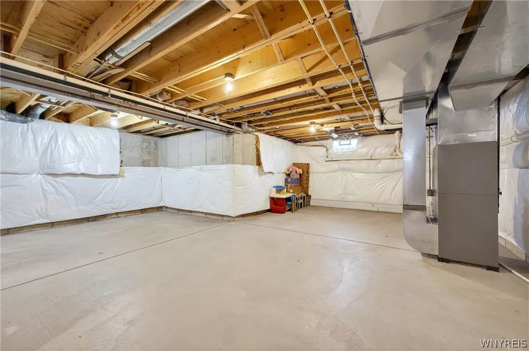 17 Knoche Way, Orchard Park, New York 14127, Orchard Park, New York 14127, 4 Bedrooms Bedrooms, 13 Rooms Rooms,2 BathroomsBathrooms,Residential Lease,For Rent,17 Knoche Way, Orchard Park, New York 14127,0,B1682970