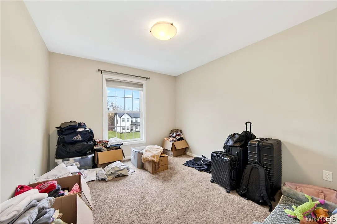 17 Knoche Way, Orchard Park, New York 14127, Orchard Park, New York 14127, 4 Bedrooms Bedrooms, 13 Rooms Rooms,2 BathroomsBathrooms,Residential Lease,For Rent,17 Knoche Way, Orchard Park, New York 14127,0,B1682970