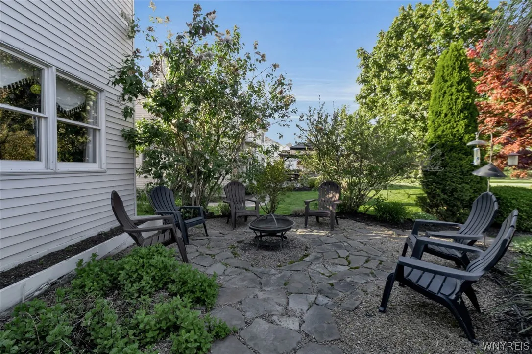 5517 Country Club Lane, Hamburg, New York 14075, Hamburg, New York 14075, 5 Bedrooms Bedrooms, 11 Rooms Rooms,2 BathroomsBathrooms,Residential,For Sale,5517 Country Club Lane, Hamburg, New York 14075,0,B1682703