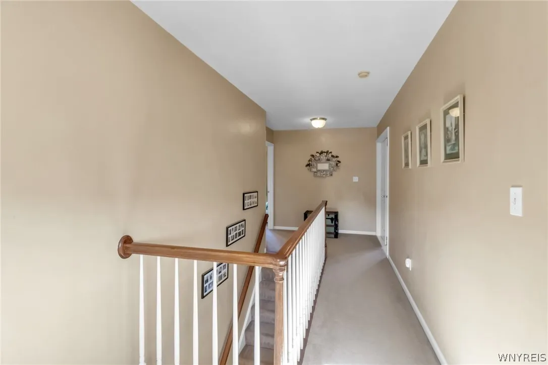 5517 Country Club Lane, Hamburg, New York 14075, Hamburg, New York 14075, 5 Bedrooms Bedrooms, 11 Rooms Rooms,2 BathroomsBathrooms,Residential,For Sale,5517 Country Club Lane, Hamburg, New York 14075,0,B1682703