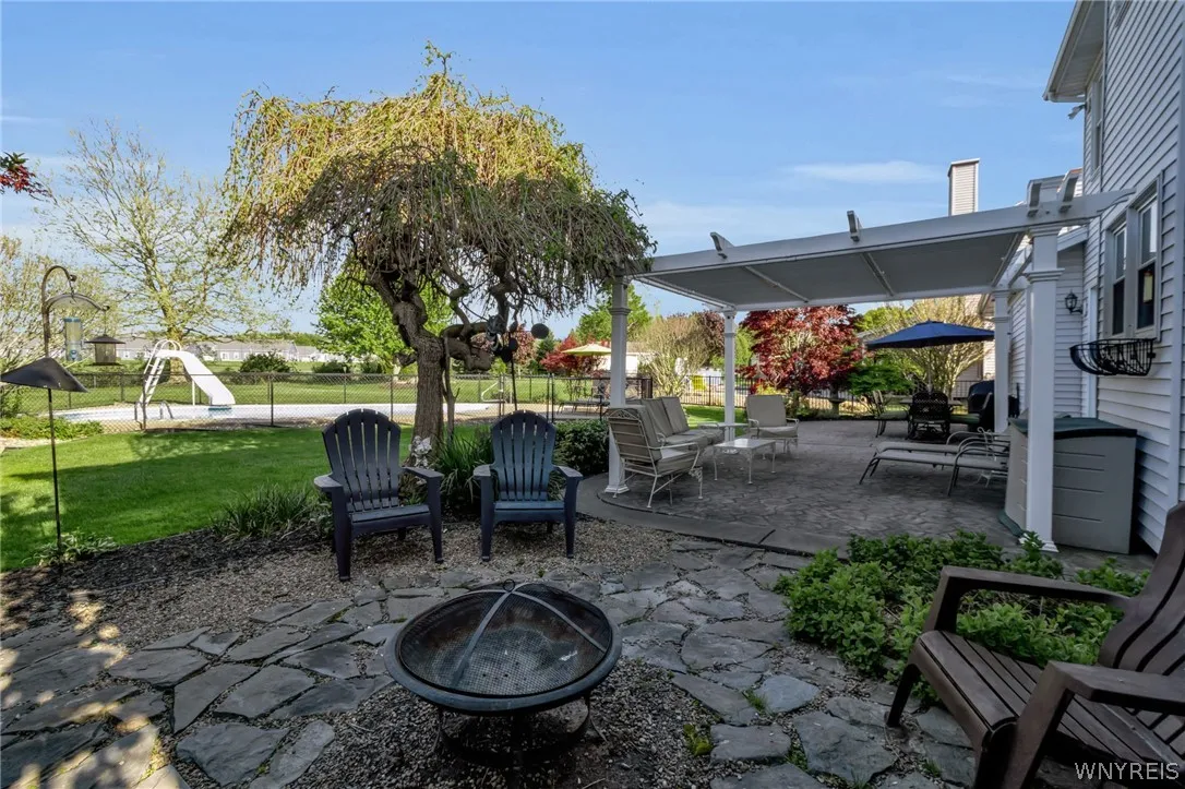 5517 Country Club Lane, Hamburg, New York 14075, Hamburg, New York 14075, 5 Bedrooms Bedrooms, 11 Rooms Rooms,2 BathroomsBathrooms,Residential,For Sale,5517 Country Club Lane, Hamburg, New York 14075,0,B1682703