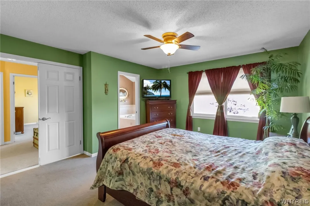 5517 Country Club Lane, Hamburg, New York 14075, Hamburg, New York 14075, 5 Bedrooms Bedrooms, 11 Rooms Rooms,2 BathroomsBathrooms,Residential,For Sale,5517 Country Club Lane, Hamburg, New York 14075,0,B1682703