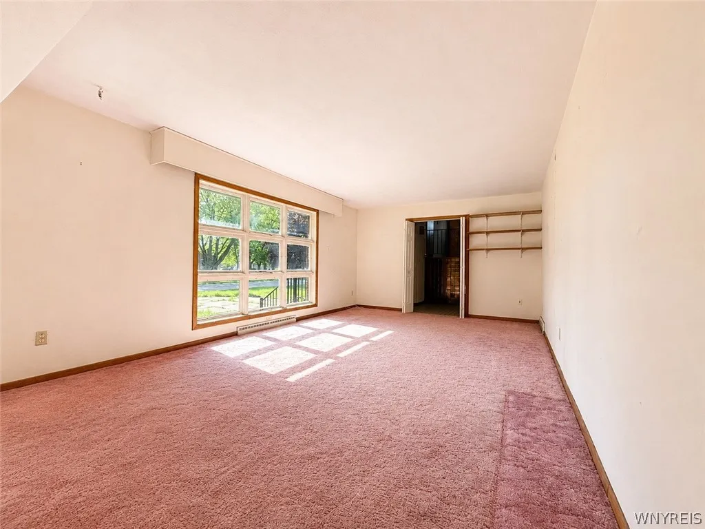 4540 Gentwood Drive, Clarence, New York 14221, Clarence, New York 14221, 4 Bedrooms Bedrooms, 8 Rooms Rooms,3 BathroomsBathrooms,Residential,For Sale,4540 Gentwood Drive, Clarence, New York 14221,0,B1683084