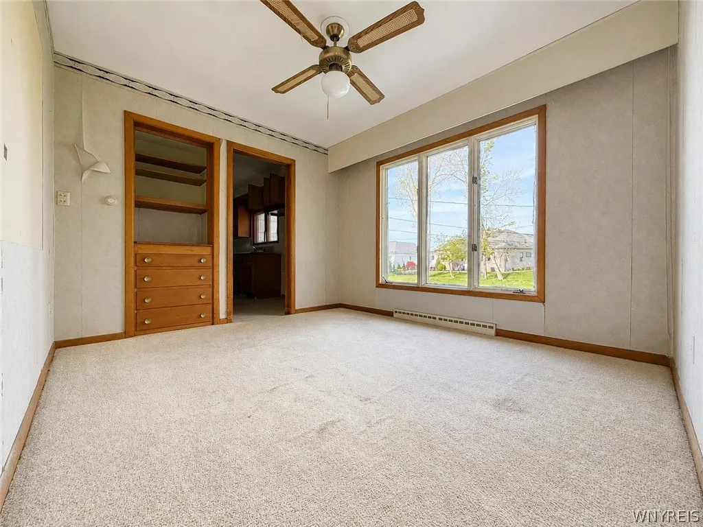 4540 Gentwood Drive, Clarence, New York 14221, Clarence, New York 14221, 4 Bedrooms Bedrooms, 8 Rooms Rooms,3 BathroomsBathrooms,Residential,For Sale,4540 Gentwood Drive, Clarence, New York 14221,0,B1683084