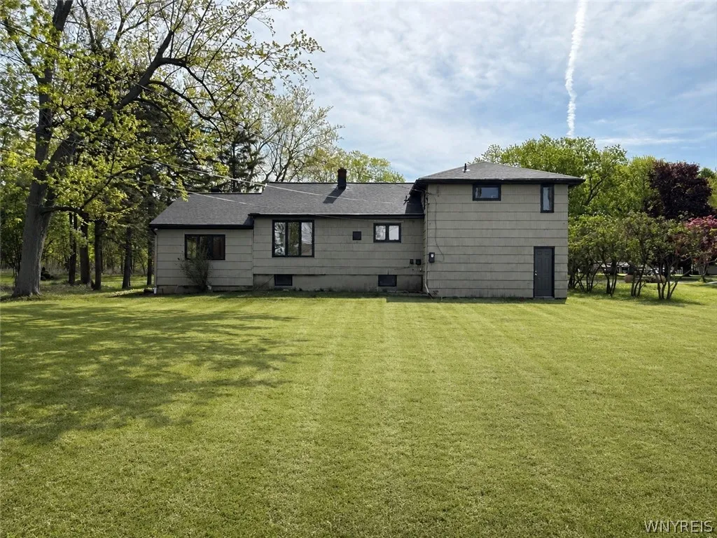 4540 Gentwood Drive, Clarence, New York 14221, Clarence, New York 14221, 4 Bedrooms Bedrooms, 8 Rooms Rooms,3 BathroomsBathrooms,Residential,For Sale,4540 Gentwood Drive, Clarence, New York 14221,0,B1683084