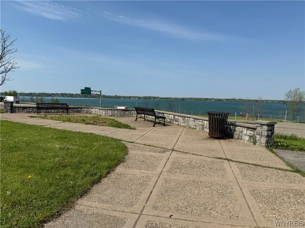 22 Briggs Avenue, Buffalo, New York 14207, Buffalo, New York 14207, 6 Bedrooms Bedrooms, ,2 BathroomsBathrooms,Residential,For Sale,22 Briggs Avenue, Buffalo, New York 14207,0,B1682669