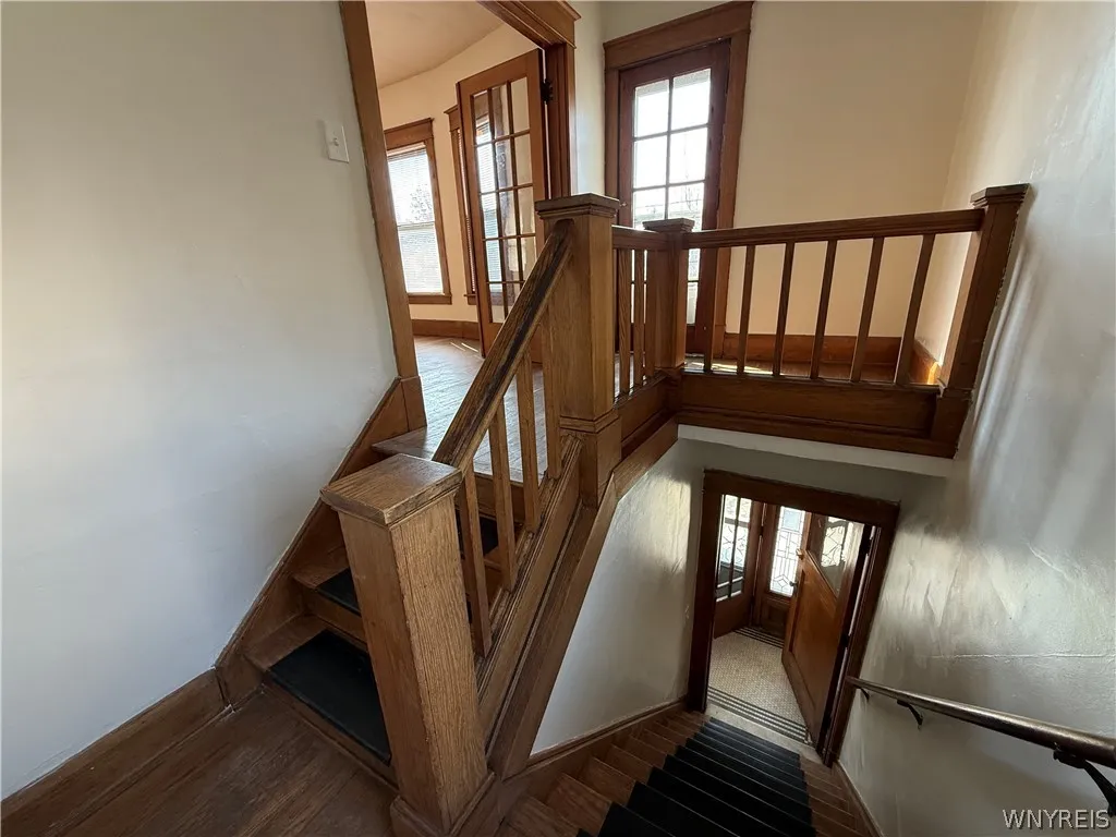 22 Briggs Avenue, Buffalo, New York 14207, Buffalo, New York 14207, 6 Bedrooms Bedrooms, ,2 BathroomsBathrooms,Residential,For Sale,22 Briggs Avenue, Buffalo, New York 14207,0,B1682669