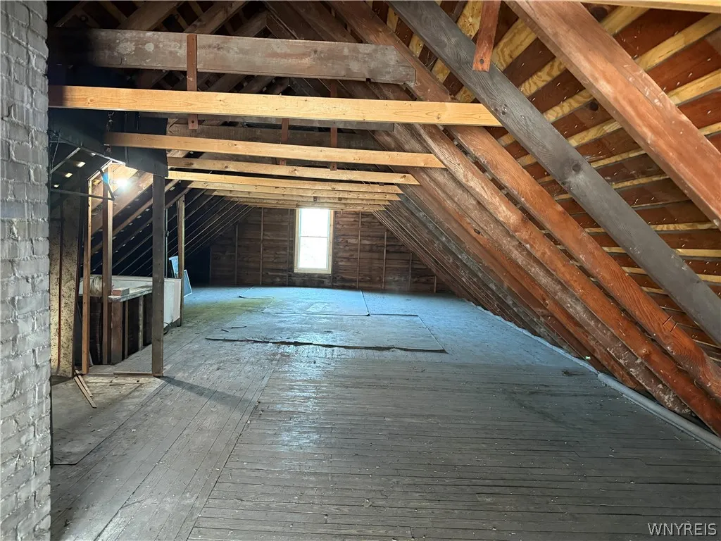 22 Briggs Avenue, Buffalo, New York 14207, Buffalo, New York 14207, 6 Bedrooms Bedrooms, ,2 BathroomsBathrooms,Residential,For Sale,22 Briggs Avenue, Buffalo, New York 14207,0,B1682669