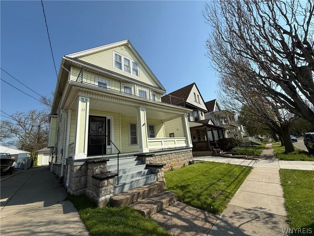 22 Briggs Avenue, Buffalo, New York 14207, Buffalo, New York 14207, 6 Bedrooms Bedrooms, ,2 BathroomsBathrooms,Residential,For Sale,22 Briggs Avenue, Buffalo, New York 14207,0,B1682669