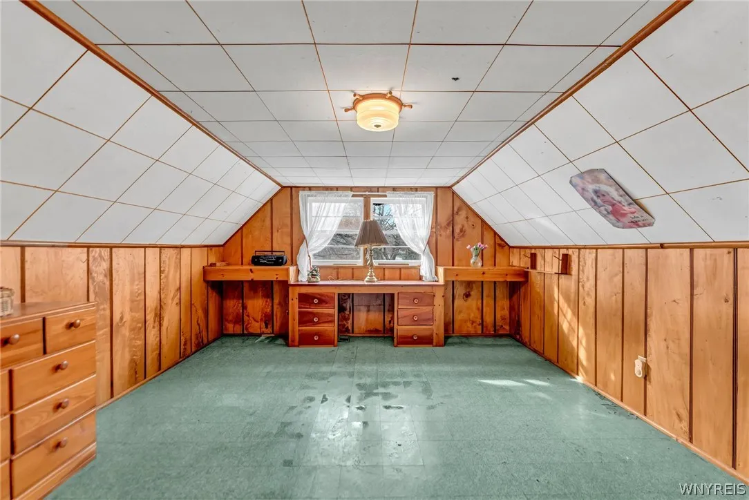 6105 Newton Road, Orchard Park, New York 14127, Orchard Park, New York 14127, 3 Bedrooms Bedrooms, 7 Rooms Rooms,1 BathroomBathrooms,Residential,For Sale,6105 Newton Road, Orchard Park, New York 14127,0,B1681753