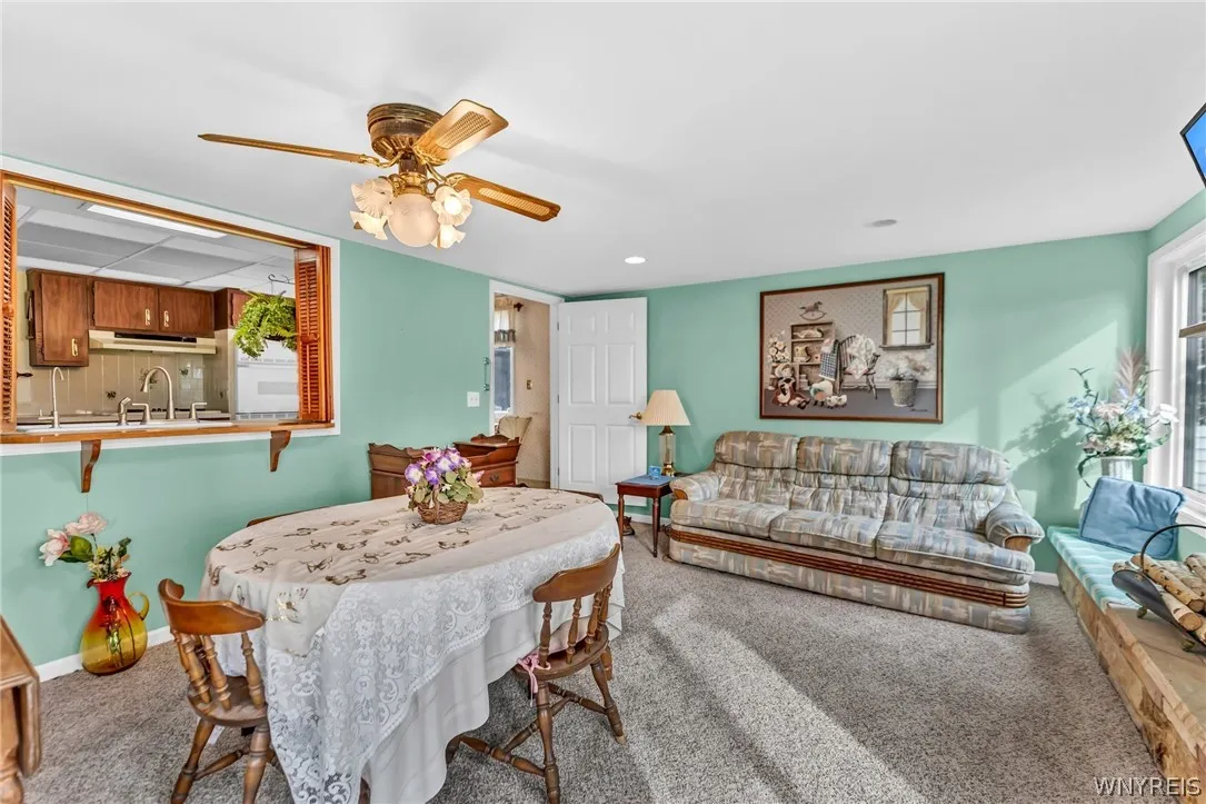 6105 Newton Road, Orchard Park, New York 14127, Orchard Park, New York 14127, 3 Bedrooms Bedrooms, 7 Rooms Rooms,1 BathroomBathrooms,Residential,For Sale,6105 Newton Road, Orchard Park, New York 14127,0,B1681753