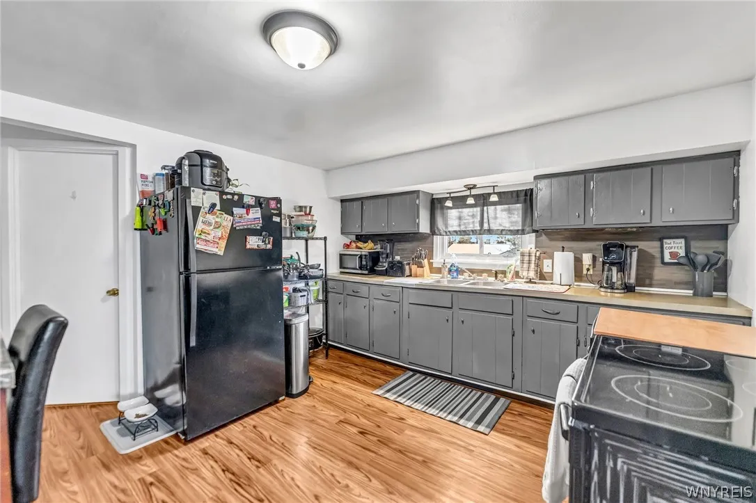 Upper garage apartment