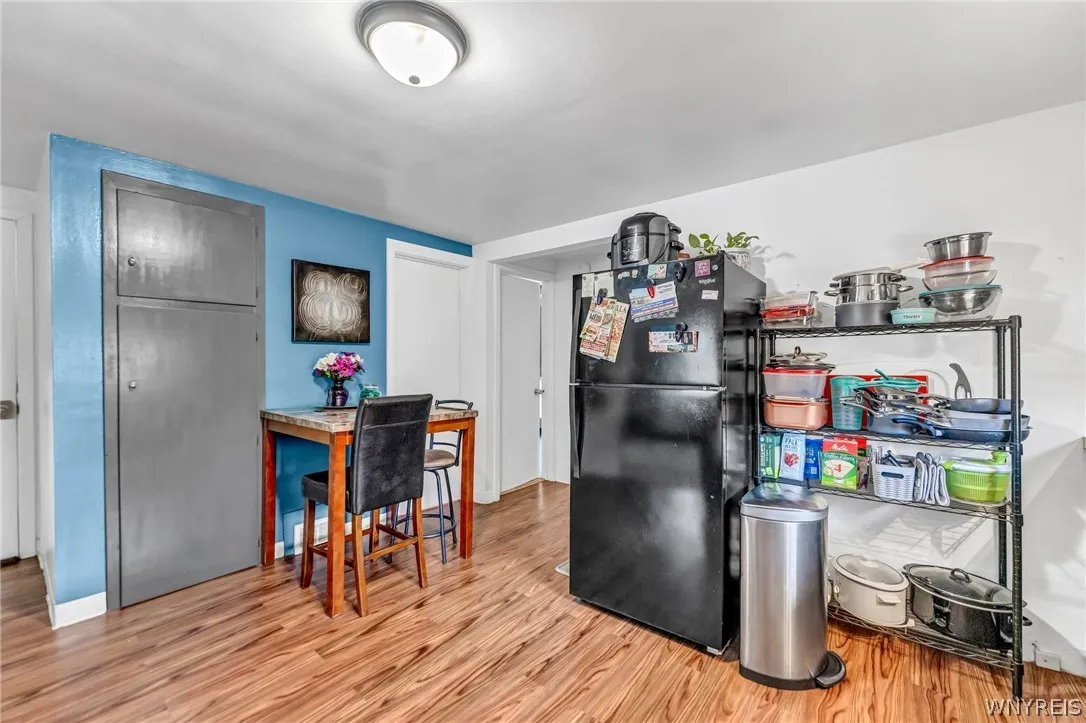 Upper garage apartment