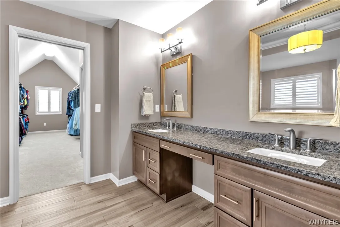 6 Hidden Oak Court, Orchard Park, New York 14127, Orchard Park, New York 14127, 4 Bedrooms Bedrooms, 13 Rooms Rooms,3 BathroomsBathrooms,Residential,For Sale,6 Hidden Oak Court, Orchard Park, New York 14127,0,B1682985