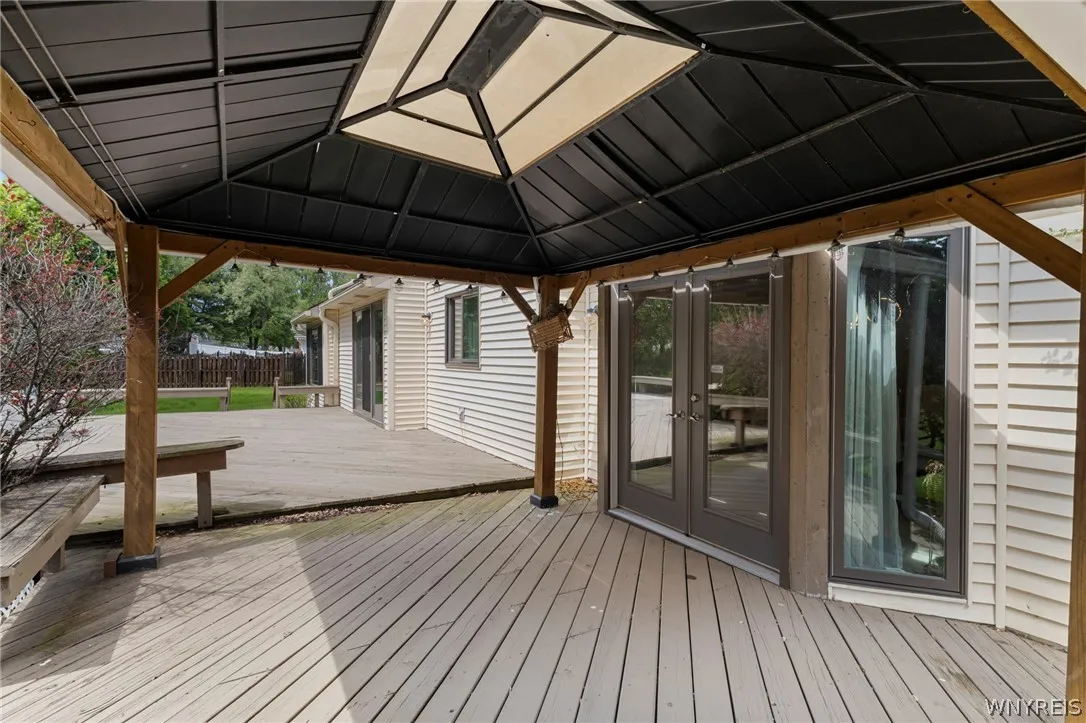 66 Windsong Court, Amherst, New York 14051, Amherst, New York 14051, 4 Bedrooms Bedrooms, 8 Rooms Rooms,2 BathroomsBathrooms,Residential,For Sale,66 Windsong Court, Amherst, New York 14051,0,B1683250