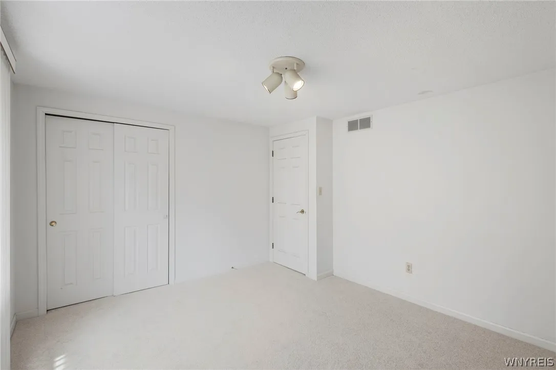 66 Windsong Court, Amherst, New York 14051, Amherst, New York 14051, 4 Bedrooms Bedrooms, 8 Rooms Rooms,2 BathroomsBathrooms,Residential,For Sale,66 Windsong Court, Amherst, New York 14051,0,B1683250
