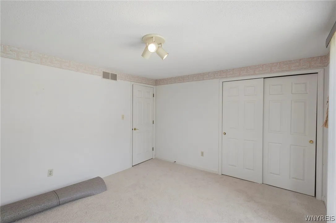 66 Windsong Court, Amherst, New York 14051, Amherst, New York 14051, 4 Bedrooms Bedrooms, 8 Rooms Rooms,2 BathroomsBathrooms,Residential,For Sale,66 Windsong Court, Amherst, New York 14051,0,B1683250