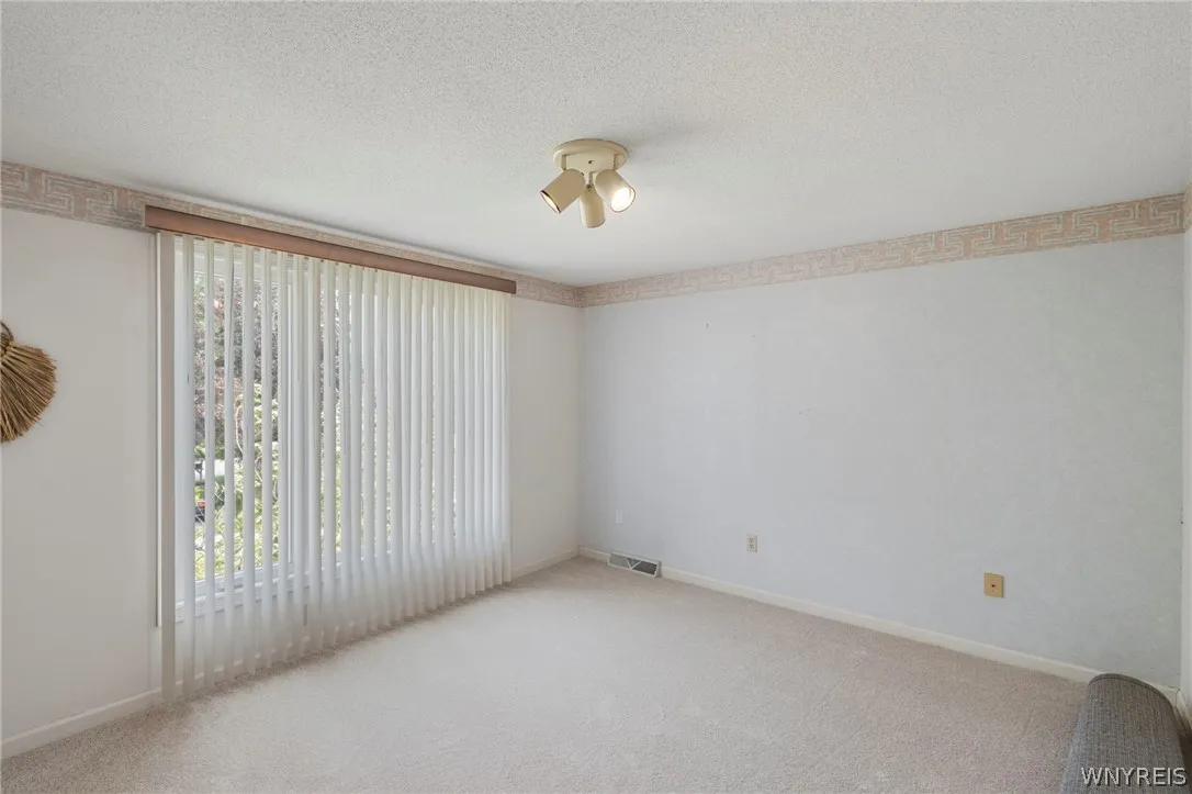 66 Windsong Court, Amherst, New York 14051, Amherst, New York 14051, 4 Bedrooms Bedrooms, 8 Rooms Rooms,2 BathroomsBathrooms,Residential,For Sale,66 Windsong Court, Amherst, New York 14051,0,B1683250