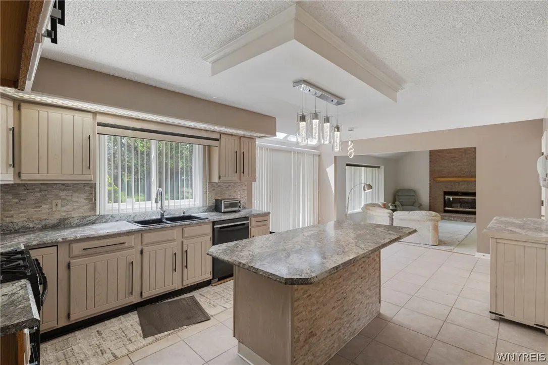 66 Windsong Court, Amherst, New York 14051, Amherst, New York 14051, 4 Bedrooms Bedrooms, 8 Rooms Rooms,2 BathroomsBathrooms,Residential,For Sale,66 Windsong Court, Amherst, New York 14051,0,B1683250