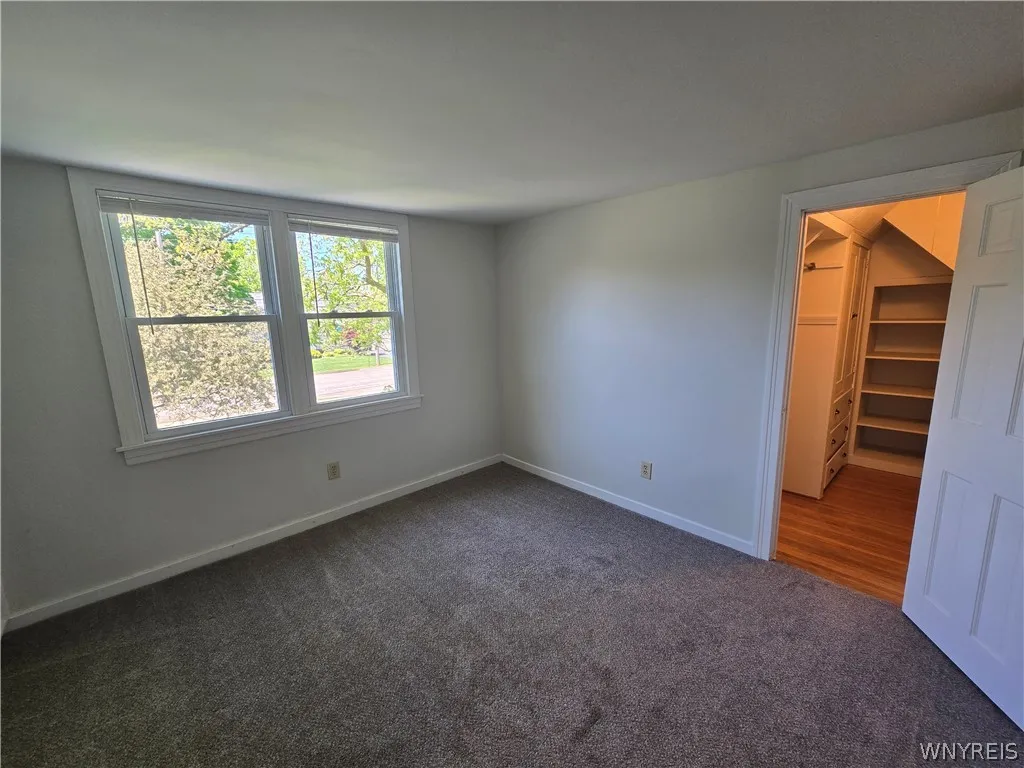 4289 Harris Hill Road, Clarence, New York 14221, Clarence, New York 14221, 4 Bedrooms Bedrooms, 7 Rooms Rooms,1 BathroomBathrooms,Residential Lease,For Rent,4289 Harris Hill Road, Clarence, New York 14221,0,B1683222