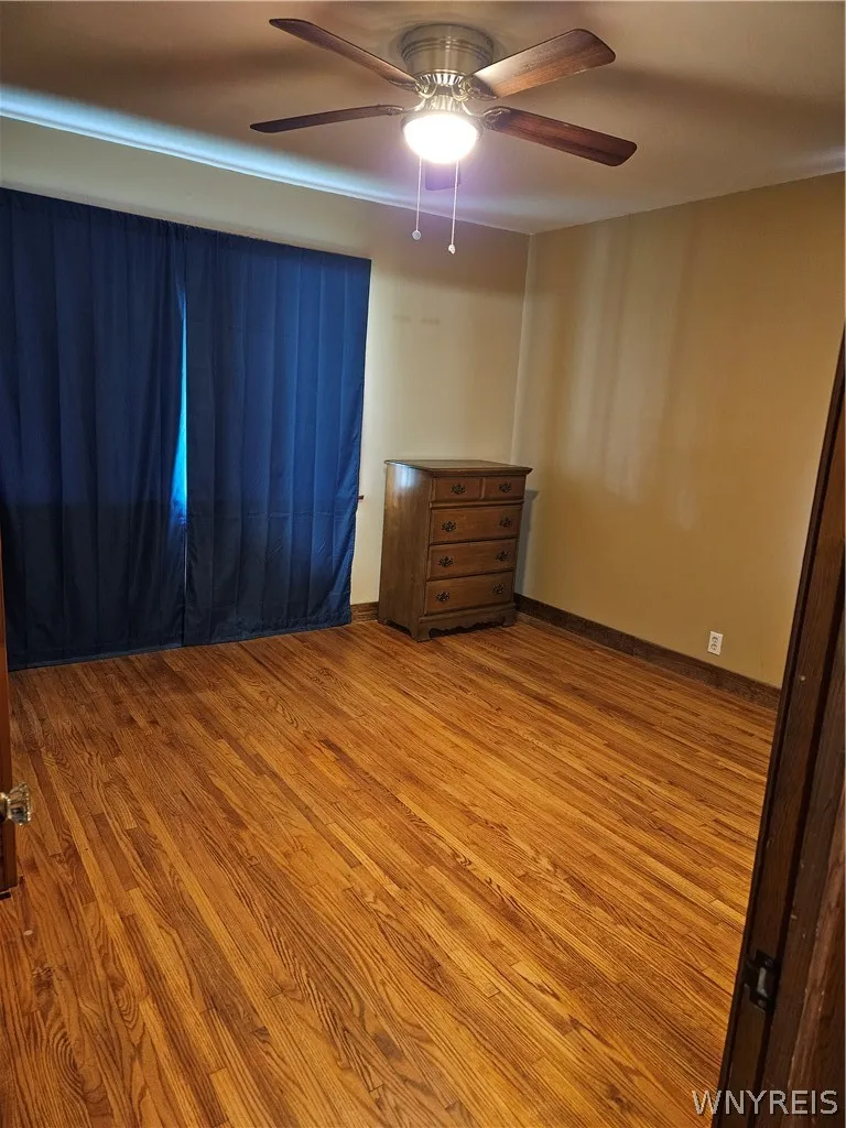127 Langner Road Lower, West Seneca, New York 1422, West Seneca, New York 14224, 2 Bedrooms Bedrooms, 4 Rooms Rooms,1 BathroomBathrooms,Residential Lease,For Rent,127 Langner Road Lower, West Seneca, New York 1422,0,B1683383