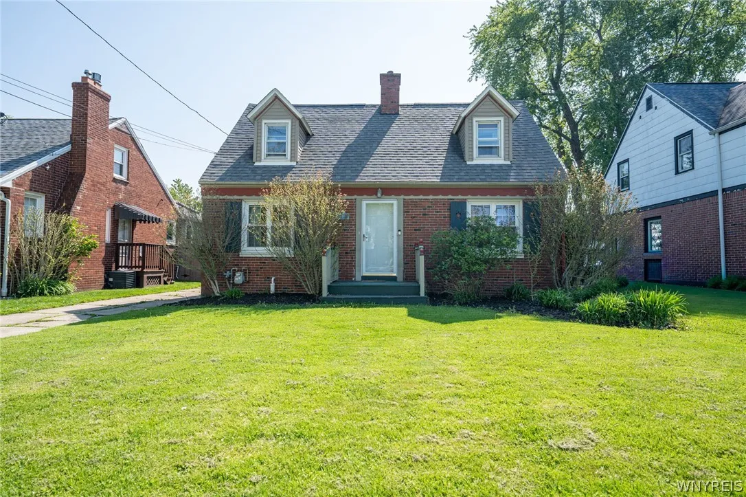 116 Woodcrest Drive, West Seneca, New York 14220, West Seneca, New York 14220, 2 Bedrooms Bedrooms, 6 Rooms Rooms,2 BathroomsBathrooms,Residential,For Sale,116 Woodcrest Drive, West Seneca, New York 14220,0,B1683051