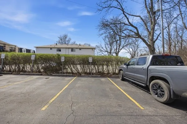 136 Denrose Drive 4, Amherst, New York 14228, Amherst, New York 14228, 2 Bedrooms Bedrooms, 4 Rooms Rooms,1 BathroomBathrooms,Residential,For Sale,136 Denrose Drive 4, Amherst, New York 14228,0,R1683286