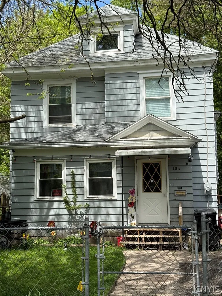 154 West W. Ostrander Ave Avenue, Syracuse, New Yo, Syracuse, New York 13205, 3 Bedrooms Bedrooms, 6 Rooms Rooms,1 BathroomBathrooms,Residential,For Sale,154 West W. Ostrander Ave Avenue, Syracuse, New Yo,0,S1683539