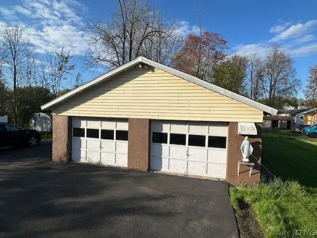 722 W Court, Rome, New York 13440, Rome, New York 13440, 3 Bedrooms Bedrooms, 8 Rooms Rooms,1 BathroomBathrooms,Residential,For Sale,722 W Court, Rome, New York 13440,0,S1683565