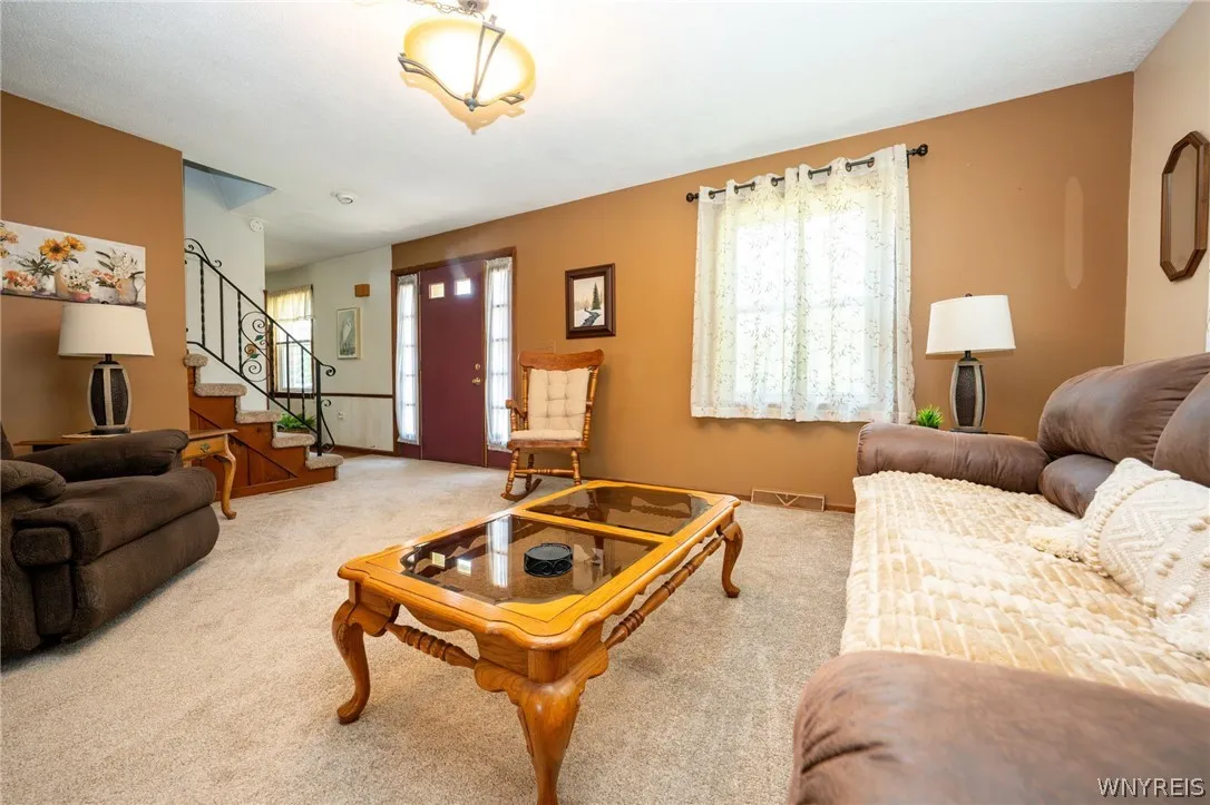 6275 Eckhardt Road, Hamburg, New York 14085, Hamburg, New York 14085, 4 Bedrooms Bedrooms, 10 Rooms Rooms,1 BathroomBathrooms,Residential,For Sale,6275 Eckhardt Road, Hamburg, New York 14085,0,B1683581