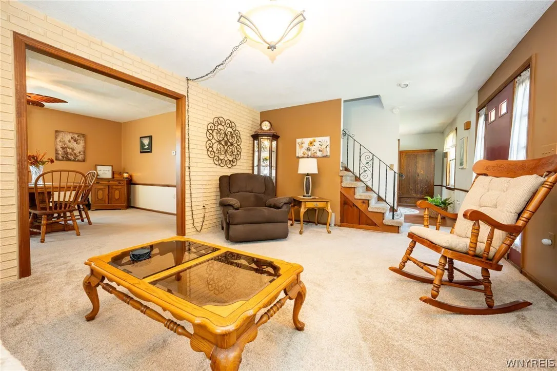 6275 Eckhardt Road, Hamburg, New York 14085, Hamburg, New York 14085, 4 Bedrooms Bedrooms, 10 Rooms Rooms,1 BathroomBathrooms,Residential,For Sale,6275 Eckhardt Road, Hamburg, New York 14085,0,B1683581
