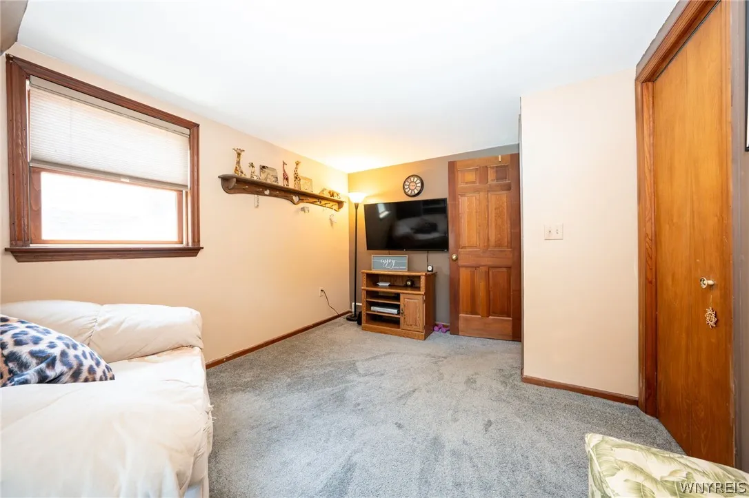 6275 Eckhardt Road, Hamburg, New York 14085, Hamburg, New York 14085, 4 Bedrooms Bedrooms, 10 Rooms Rooms,1 BathroomBathrooms,Residential,For Sale,6275 Eckhardt Road, Hamburg, New York 14085,0,B1683581