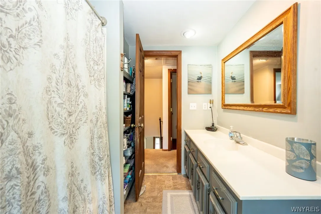 6275 Eckhardt Road, Hamburg, New York 14085, Hamburg, New York 14085, 4 Bedrooms Bedrooms, 10 Rooms Rooms,1 BathroomBathrooms,Residential,For Sale,6275 Eckhardt Road, Hamburg, New York 14085,0,B1683581