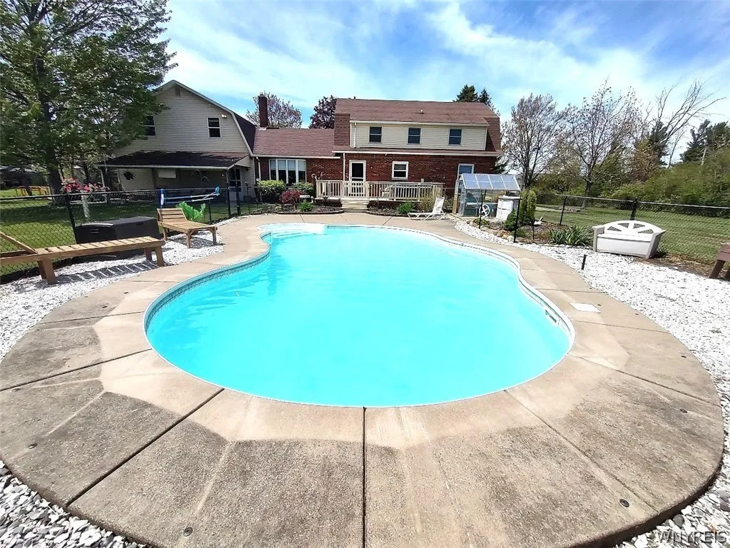 6275 Eckhardt Road, Hamburg, New York 14085, Hamburg, New York 14085, 4 Bedrooms Bedrooms, 10 Rooms Rooms,1 BathroomBathrooms,Residential,For Sale,6275 Eckhardt Road, Hamburg, New York 14085,0,B1683581