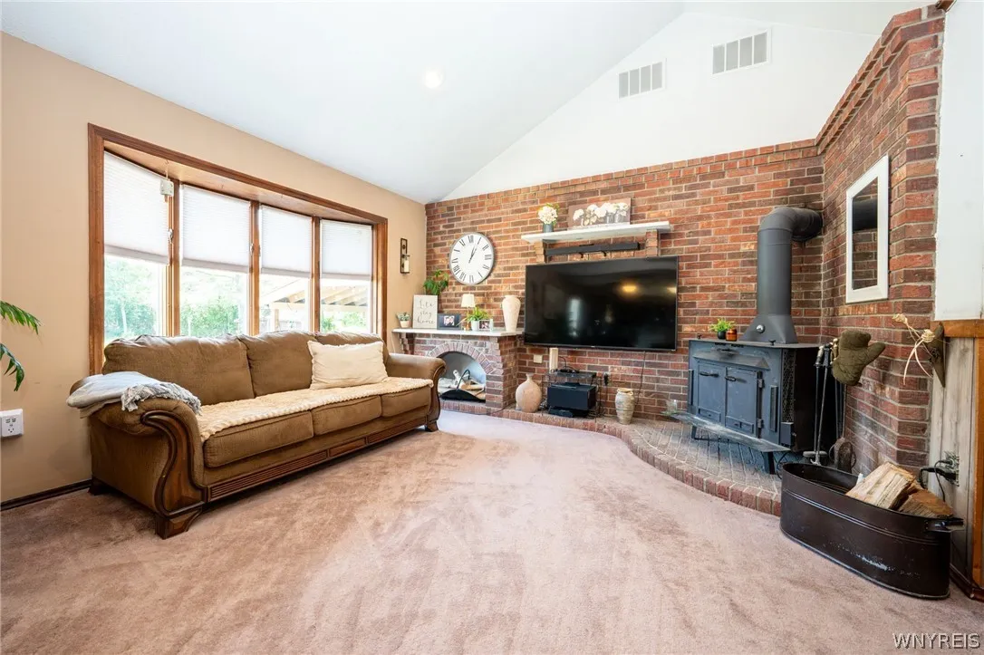 6275 Eckhardt Road, Hamburg, New York 14085, Hamburg, New York 14085, 4 Bedrooms Bedrooms, 10 Rooms Rooms,1 BathroomBathrooms,Residential,For Sale,6275 Eckhardt Road, Hamburg, New York 14085,0,B1683581