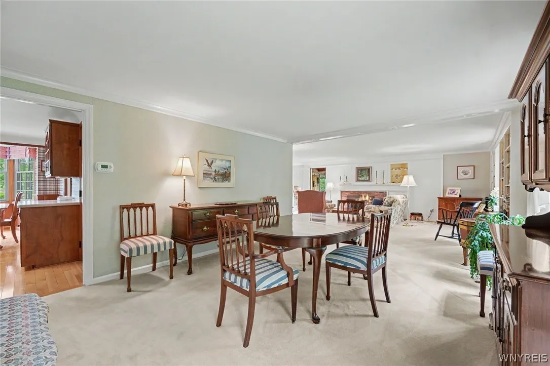 Formal dining room