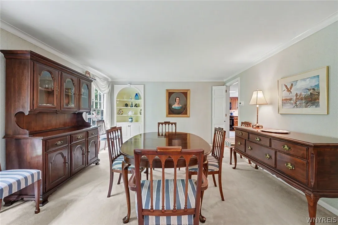 Formal dining room