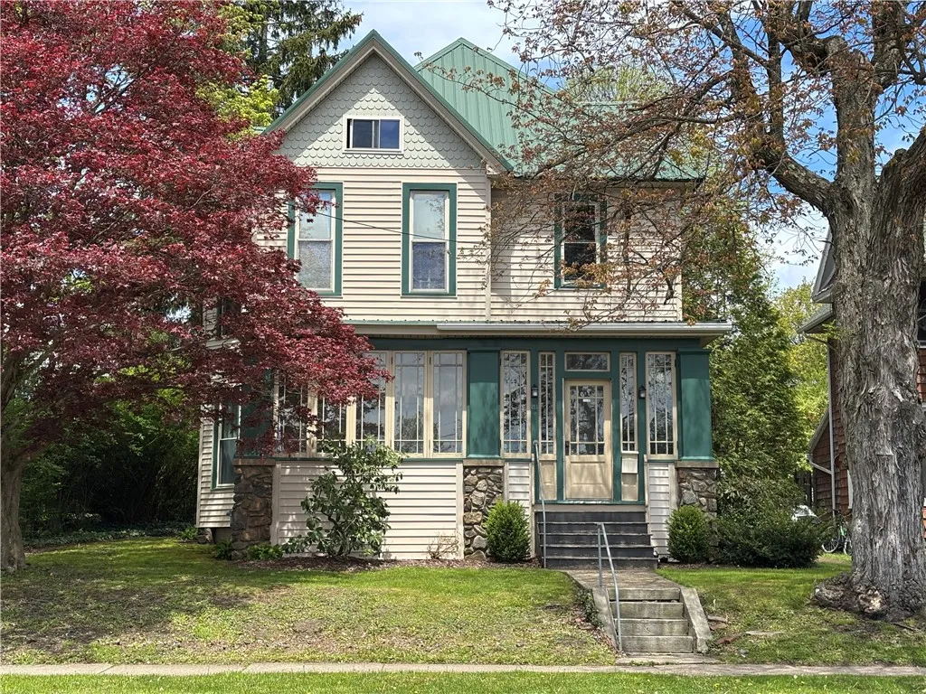 211 Biddle Street, Kane Boro, Pennsylvania 16735, Kane Boro, Pennsylvania 16735, 5 Bedroom Bedrooms, ,2 BathroomBathrooms,Residential,Closed,211 Biddle Street, Kane Boro, Pennsylvania 16735,0,R1680049