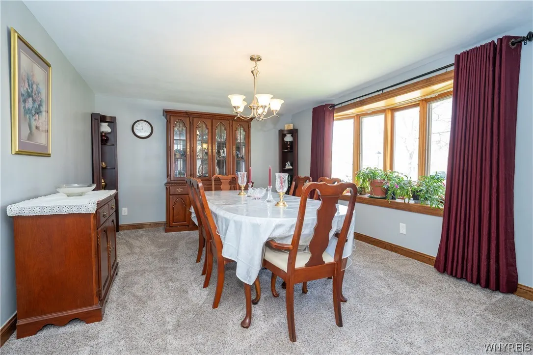 209 Oakvale Boulevard, Tonawanda, New York 14223, Tonawanda, New York 14223, 3 Bedrooms Bedrooms, 9 Rooms Rooms,2 BathroomsBathrooms,Residential,For Sale,209 Oakvale Boulevard, Tonawanda, New York 14223,0,B1683697