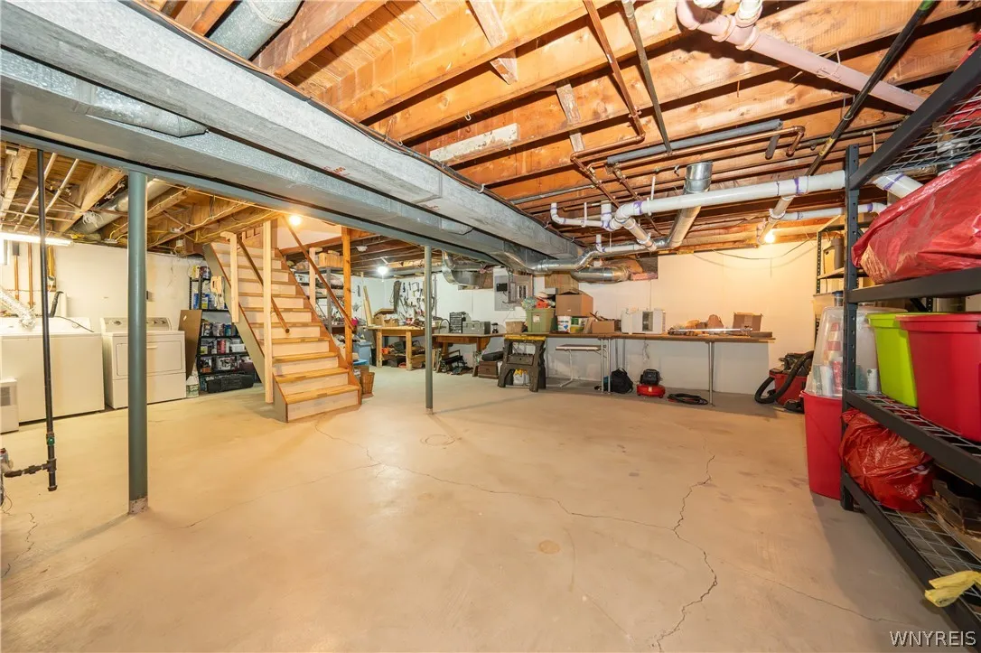 209 Oakvale Boulevard, Tonawanda, New York 14223, Tonawanda, New York 14223, 3 Bedrooms Bedrooms, 9 Rooms Rooms,2 BathroomsBathrooms,Residential,For Sale,209 Oakvale Boulevard, Tonawanda, New York 14223,0,B1683697